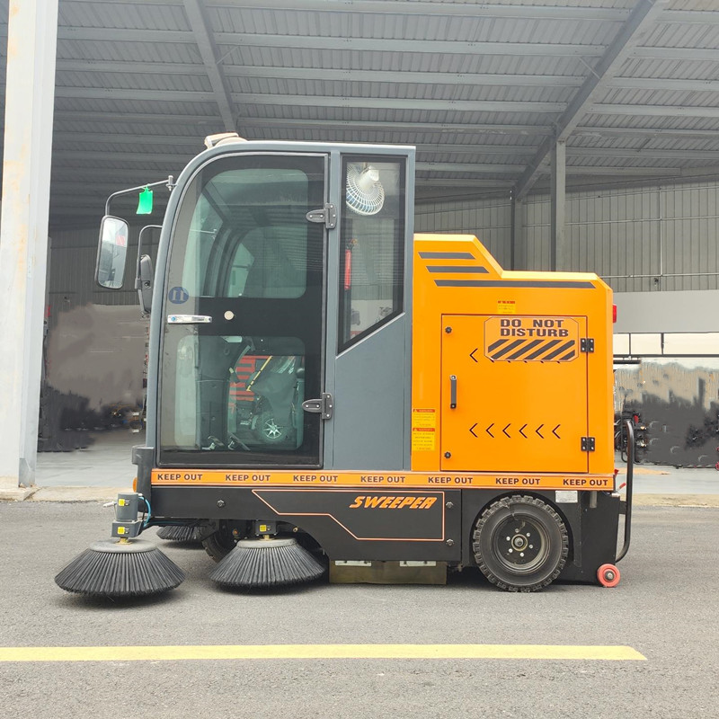 選擇適合的掃地機(jī)廠家的關(guān)鍵要素CAR200 選擇適合的掃地機(jī)廠家的關(guān)鍵要素CAR200.jpg